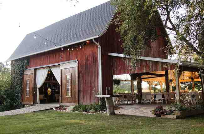 Rustic Barn Wedding Venue